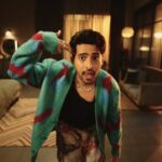 Mere Khayalon Mein Lyrics In Hindi - Armaan Malik